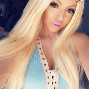 Meet your Posher, Christina